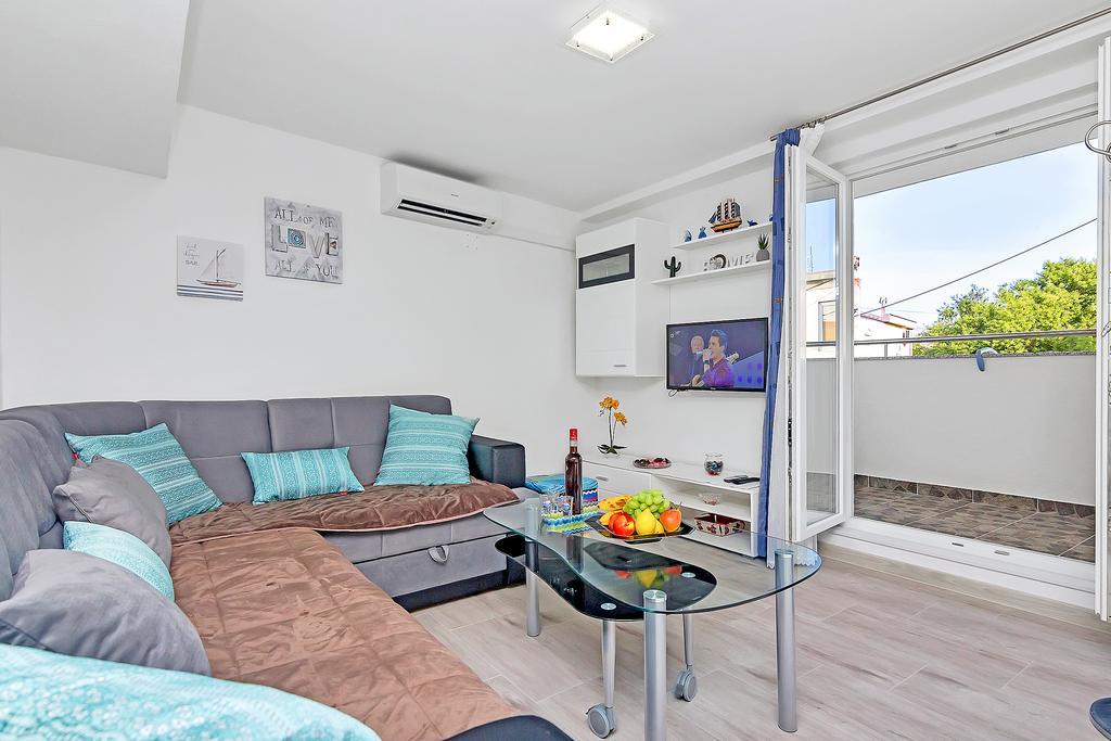 Guesthouse Josko Макарска Екстериор снимка